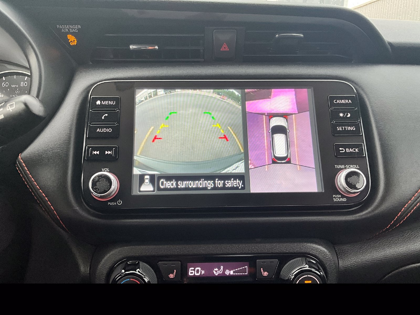 Used 2023 Nissan Kicks SR w/ SR Premium Package FWD image 6