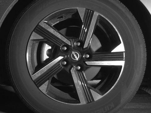 Used 2025 Nissan Sentra SV FWD image 12