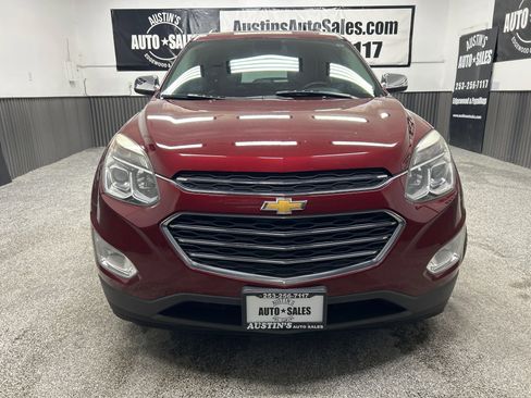 Used 2017 Chevrolet Equinox Premier w/ Enhanced Convenience Package FWD image 2