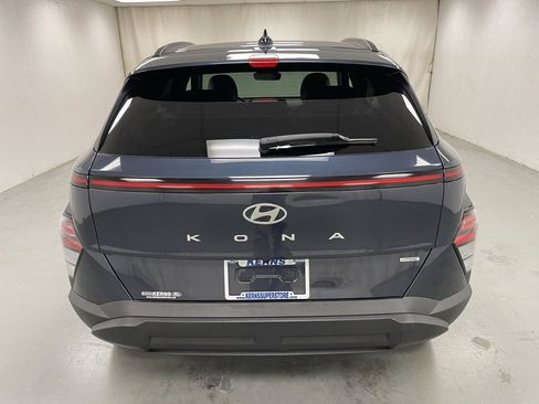 Used 2024 Hyundai Kona SEL image 4