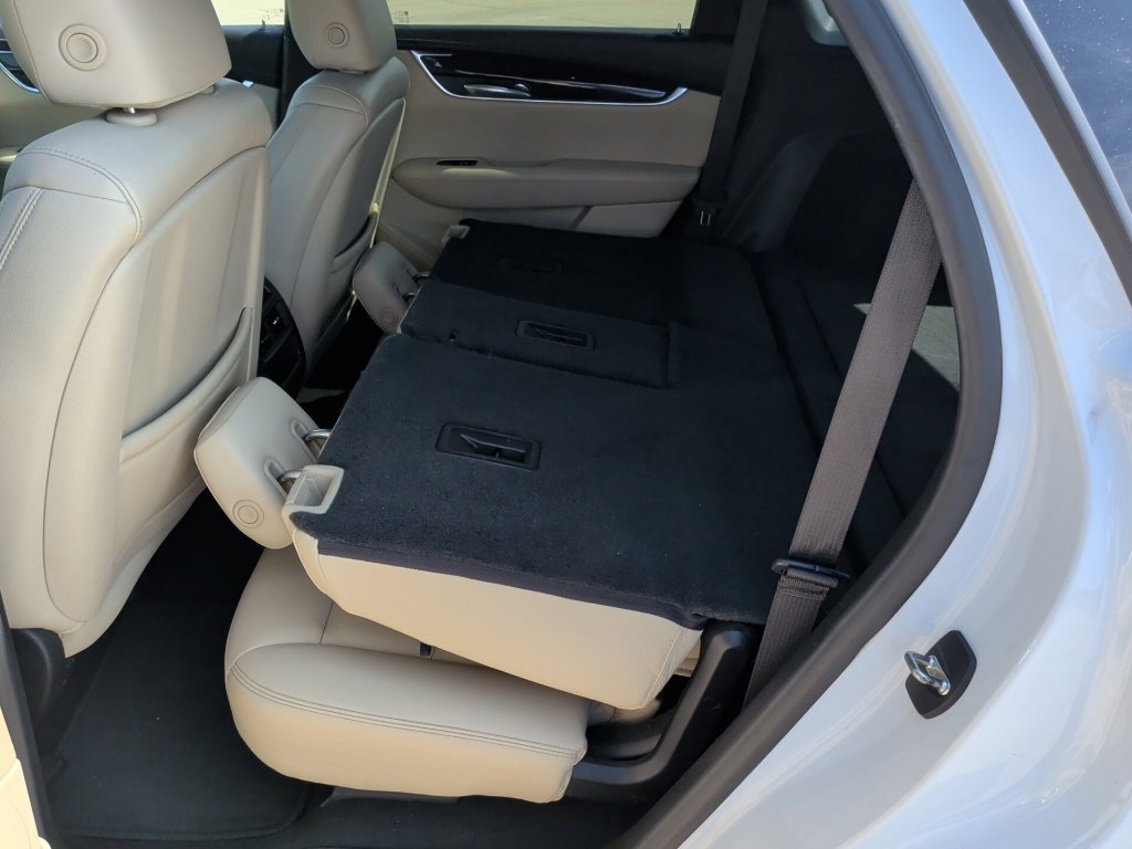 Used 2019 Cadillac XT5 FWD image 36