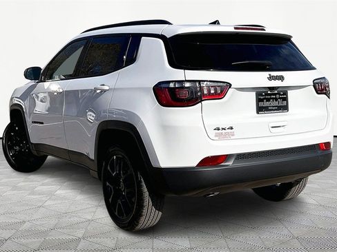 New 2026 Jeep Compass Latitude image 3