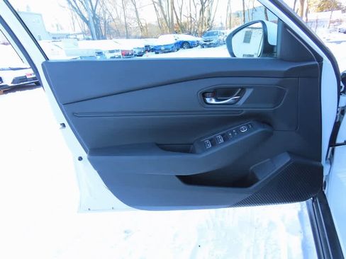 Certified 2023 Honda Accord EX image 13