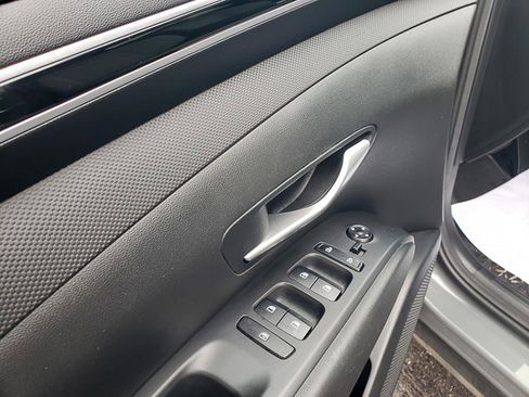 Used 2023 Hyundai Santa Cruz SEL Premium w/ Launch Package image 10