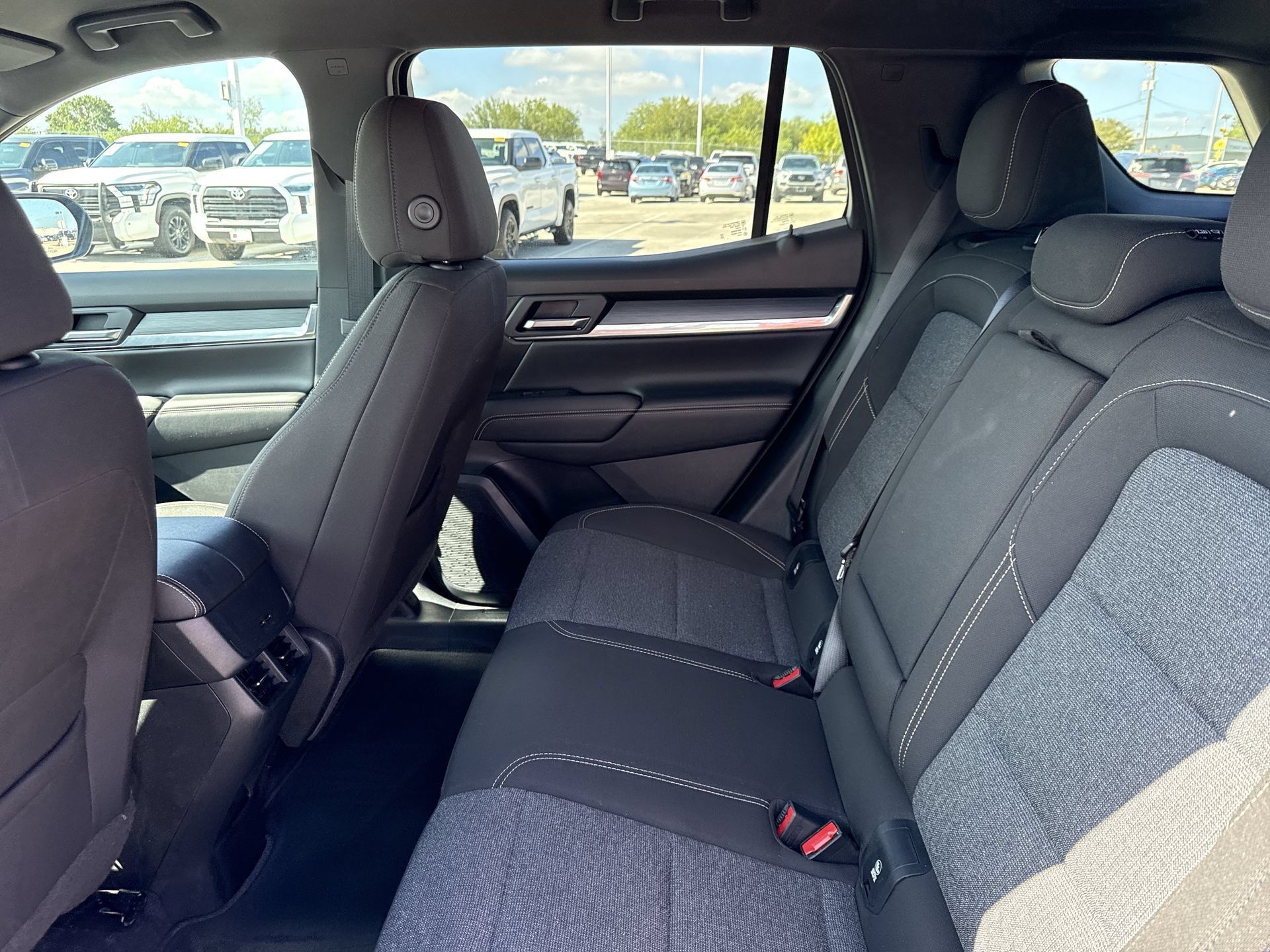 Used 2026 GMC Terrain Elevation FWD image 24