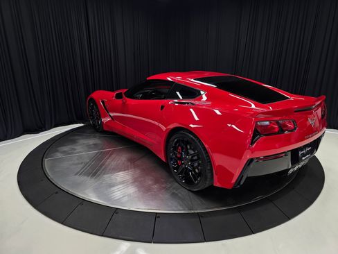 Used 2016 Chevrolet Corvette Stingray Coupe w/ 2LT Preferred Equipment Group RWD image 11