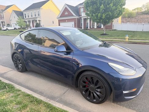 Used 2020 Tesla Model Y Performance AWD/4WD image 1