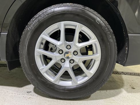 Used 2023 Chevrolet Equinox LT image 13