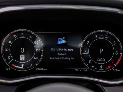 Used 2025 Jaguar F-PACE R-Dynamic S AWD/4WD image 23