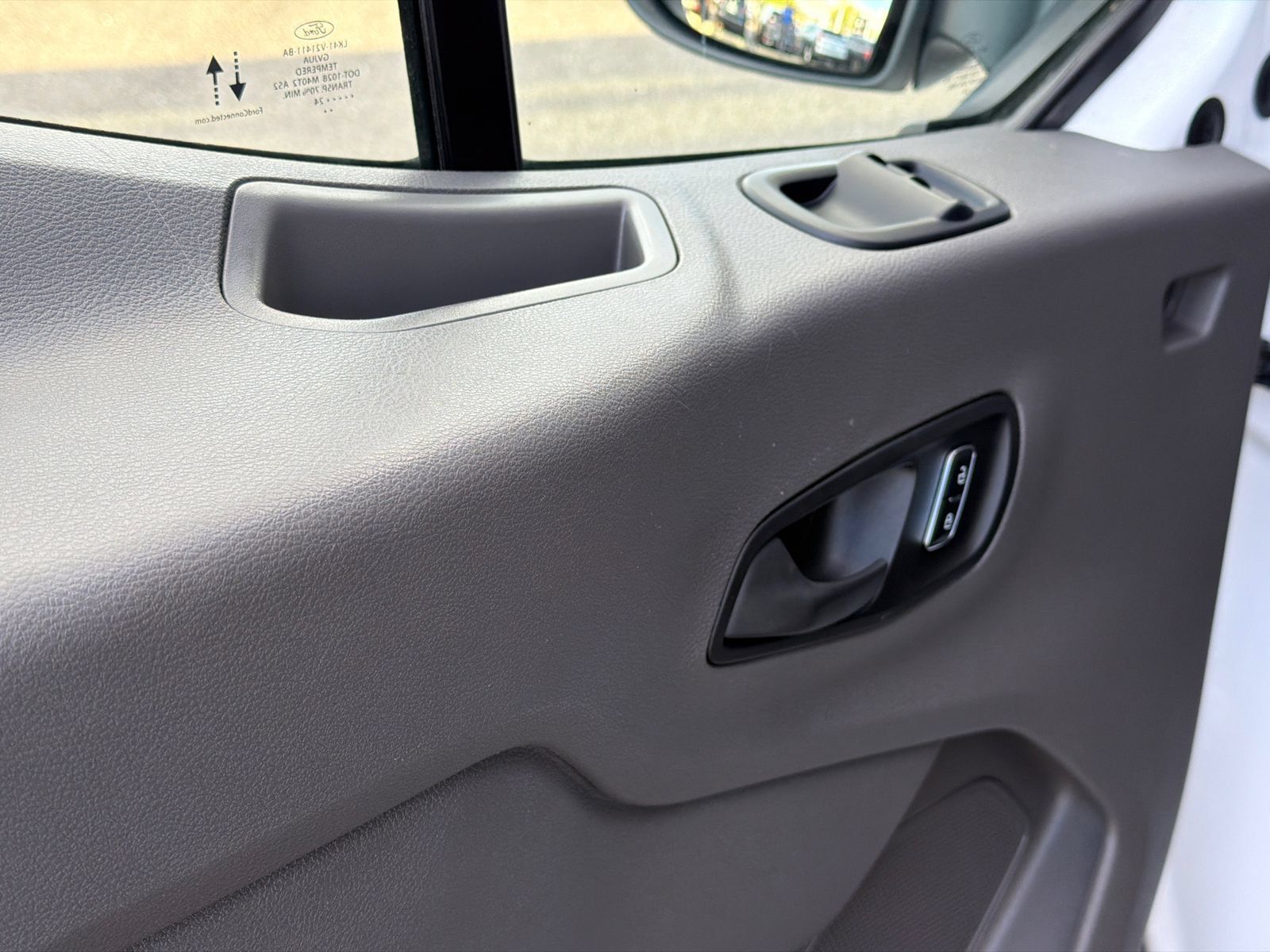 Used 2024 Ford Transit 250 148 Medium Roof RWD image 19