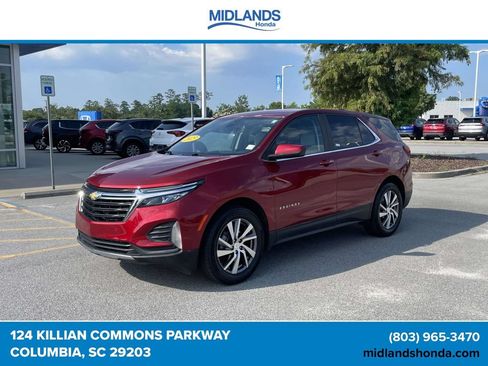 Used 2023 Chevrolet Equinox LT FWD image 3