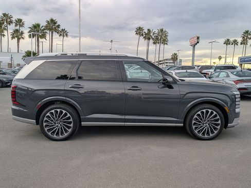 New 2026 Hyundai Palisade Calligraphy AWD/4WD image 5
