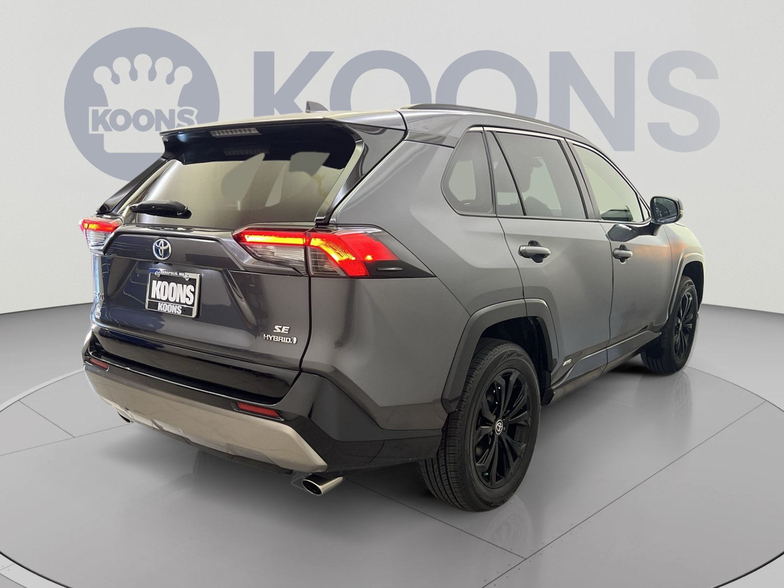 Used 2022 Toyota RAV4 SE w/ Convenience Package AWD/4WD image 8