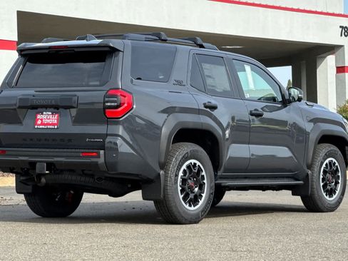 New 2026 Toyota 4Runner TRD Off-Road Premium AWD/4WD image 2