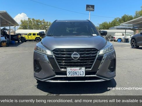Used 2023 Nissan Kicks SR FWD image 2