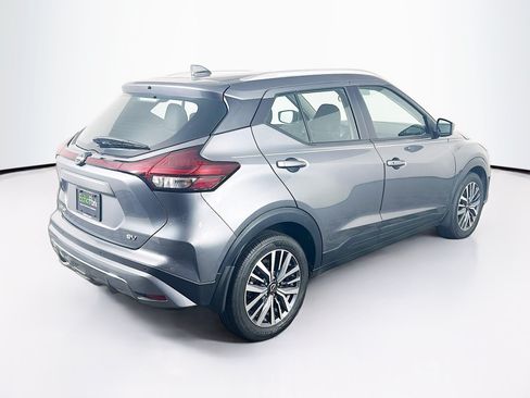 Used 2023 Nissan Kicks SV FWD image 9