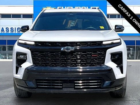 Used 2025 Chevrolet Traverse RS w/ LPO, Floor Liner Package FWD image 18