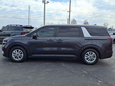 Used 2024 Kia Carnival LX image 28