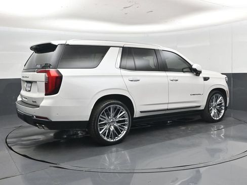Used 2025 GMC Yukon Denali Ultimate AWD/4WD image 33