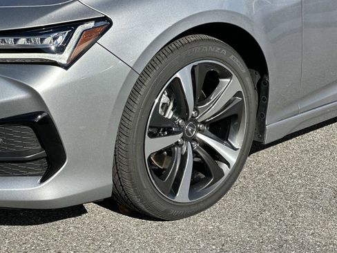 Certified 2025 Acura TLX w/ Technology Package image 12