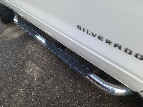 Used 2018 Chevrolet Silverado 1500 LT w/ All Star Edition image 17