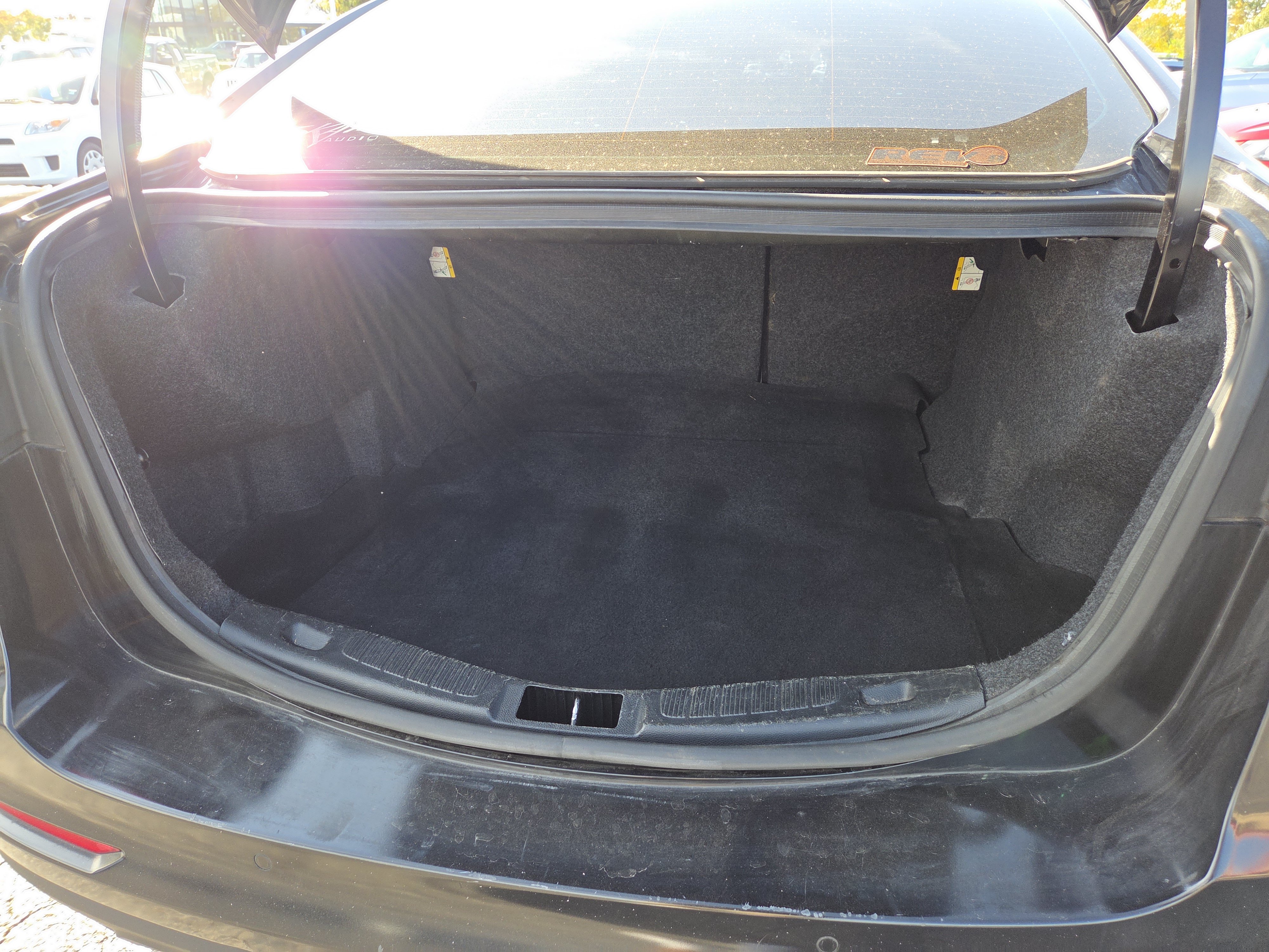 Used 2020 Ford Fusion SE FWD image 14