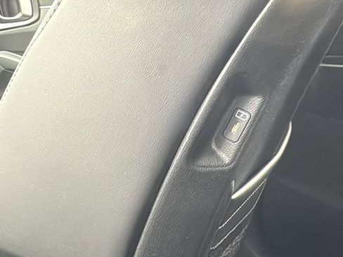 New 2025 Kia Sorento S image 34