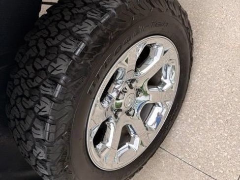 Used 2015 RAM 1500 Laramie w/ Convenience Group AWD/4WD image 11