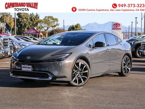 Used 2024 Toyota Prius Prime Premium image 1