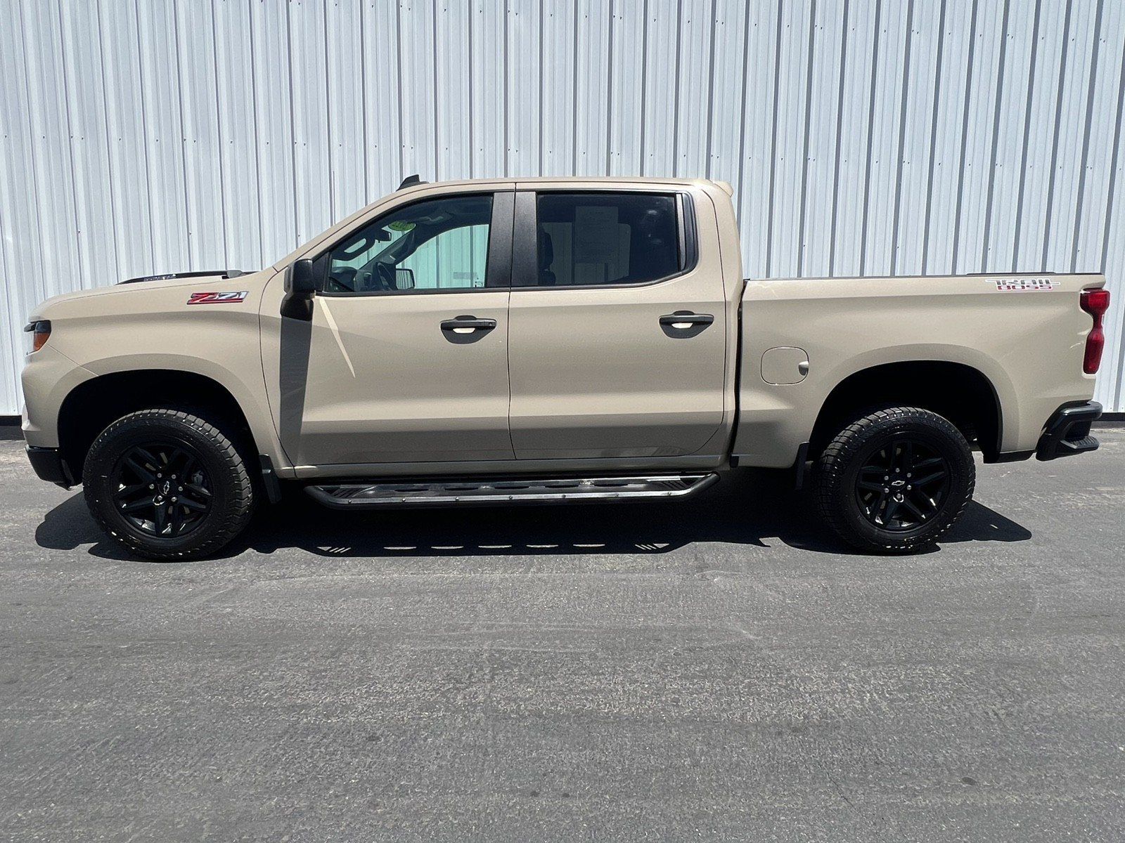 Used 2022 Chevrolet Silverado 1500 Custom Trail Boss AWD/4WD image 3
