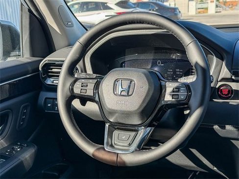New 2025 Honda Pilot Elite image 19