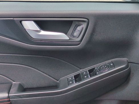 Used 2025 Ford Escape ST-Line FWD image 22