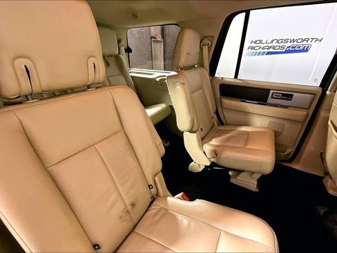 Used 2017 Ford Expedition XLT w/ Equipment Group 201A image 17