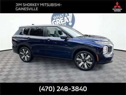 New 2025 Mitsubishi Outlander SE