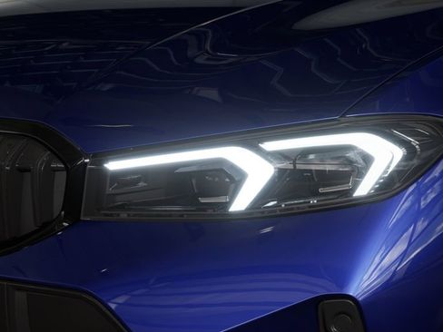 New 2026 BMW 330i Sedan w/ M Sport Package image 31