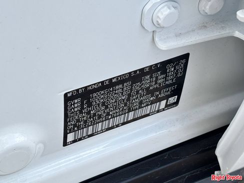 Used 2026 Honda HR-V Sport image 32
