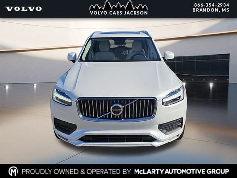 Used 2023 Volvo XC90 B5 Core w/ Protection Package Premier image 2