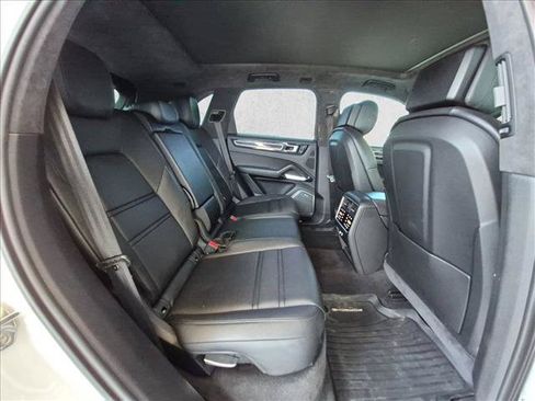 Used 2019 Porsche Cayenne Turbo AWD/4WD image 22