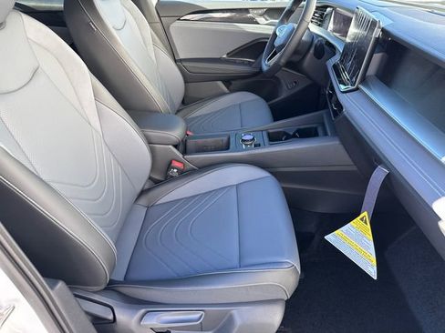 New 2026 Volkswagen Tiguan SE R-Line image 19