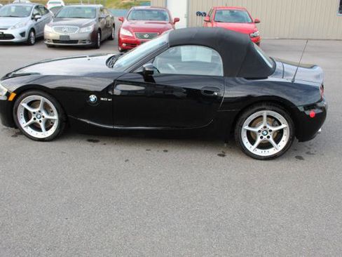 Used 2006 BMW Z4 3.0i RWD image 8