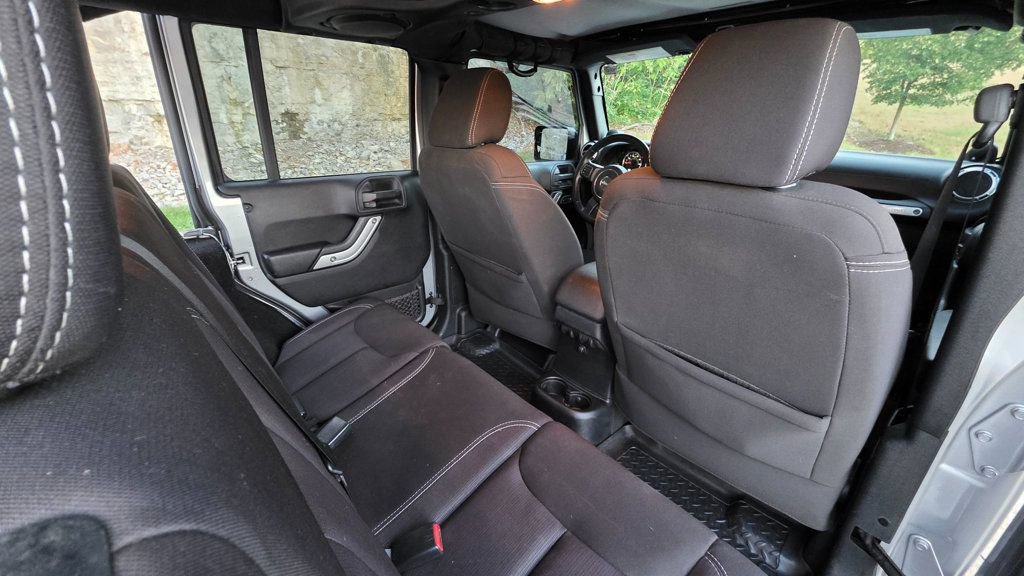 Used 2014 Jeep Wrangler Unlimited Sahara AWD/4WD image 37