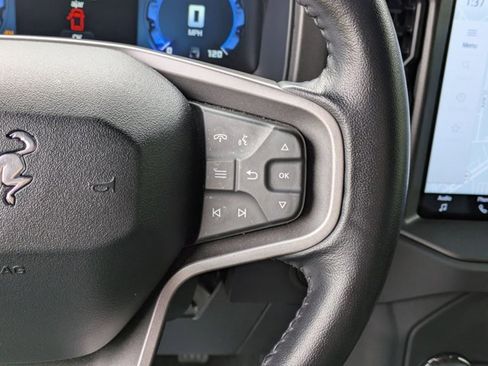 Used 2025 Ford Bronco Big Bend image 15