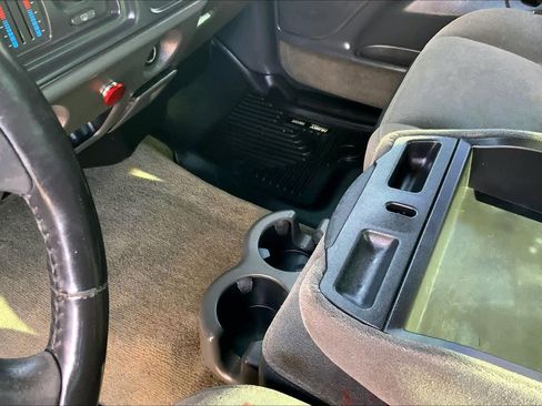 Used 2005 Chevrolet Silverado 1500 LS w/ Light Duty Power Package image 15