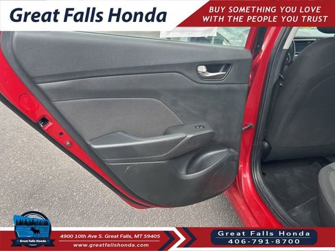 Used 2020 Hyundai Accent SE FWD image 21