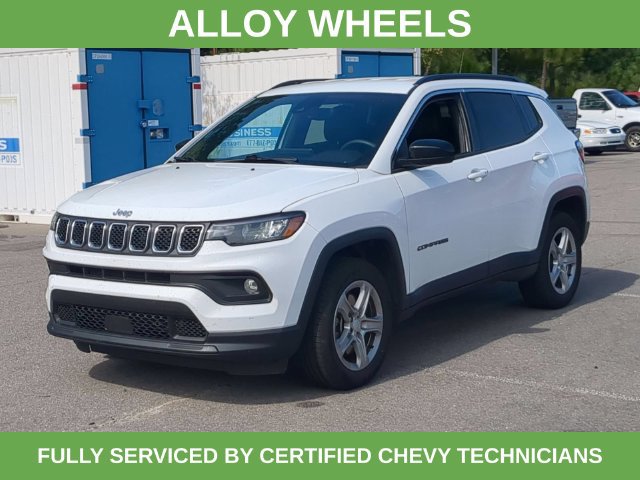 Used 2024 Jeep Compass Latitude AWD/4WD image 11