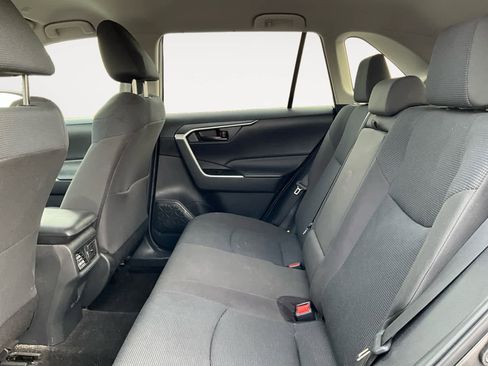 Used 2023 Toyota RAV4 LE image 18