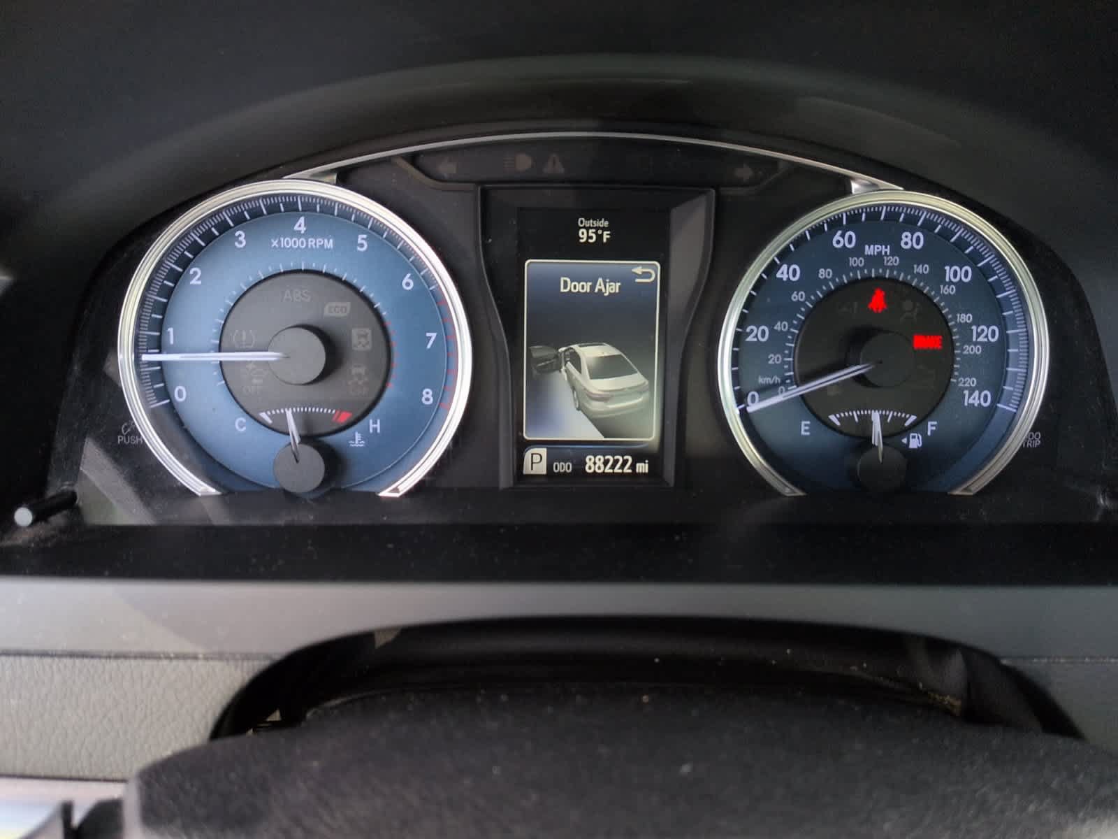 Used 2016 Toyota Camry LE FWD image 16