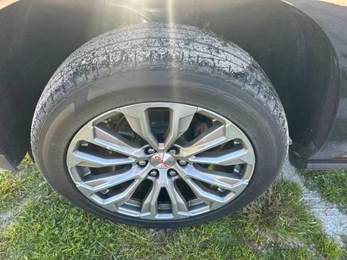 Used 2021 GMC Yukon Denali w/ Denali Ultimate Package RWD image 21