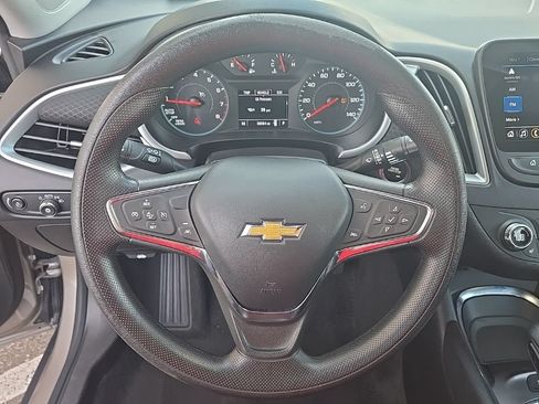 Certified 2024 Chevrolet Malibu LT FWD image 15