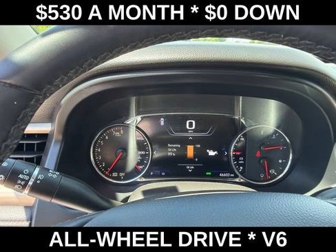 Used 2023 GMC Acadia Denali w/ Denali Ultimate Package AWD/4WD image 17